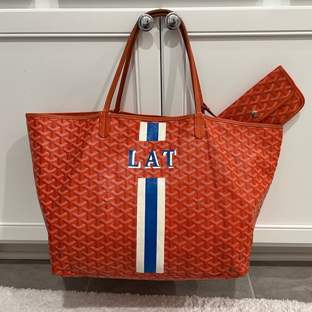 Large Goyard tote with wallet